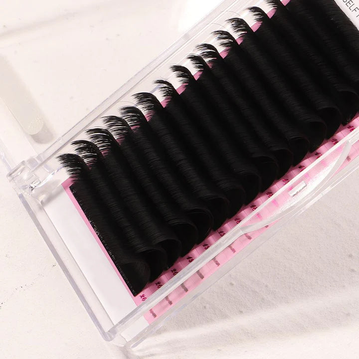 Easy Fanning Lash (16 Rows)