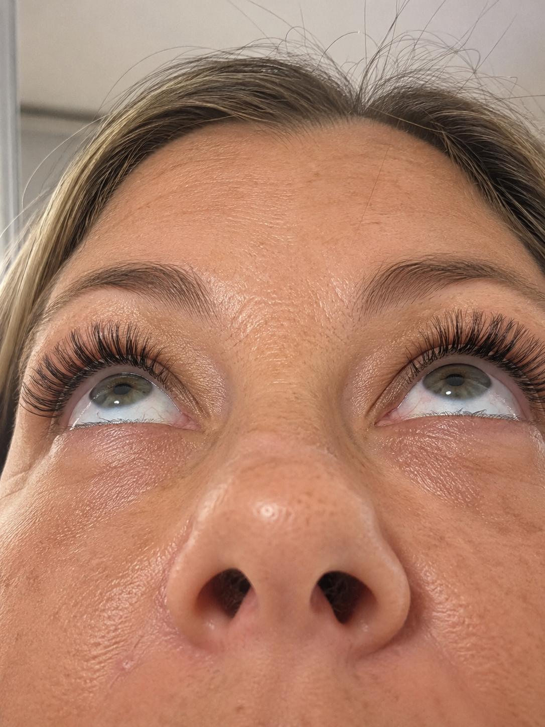 Hoka Lash look 2